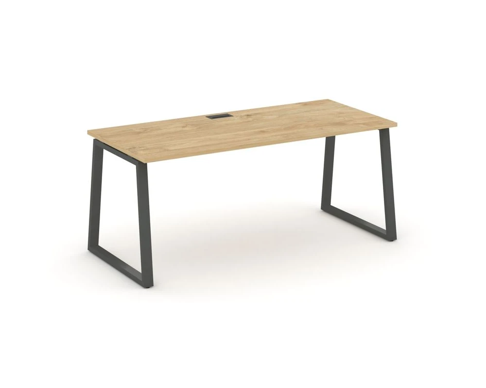 Стол письменный опоры трапеция 1380x700x750 Стайл Проджект Директ / Style Project Direct